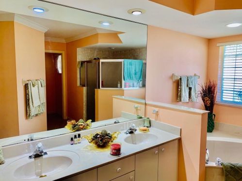 4413 Alsace Ave, Fort Pierce FL 34983-8337 exterior