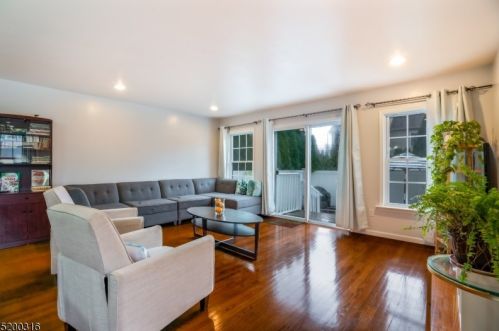 708 Front St, Plainfield NJ 07060-1033 exterior