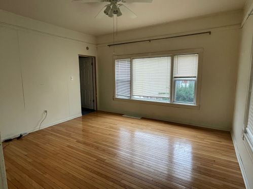 815 Cora St, Joliet IL 60435-4737 exterior