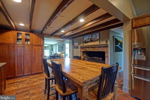 300 Gills Nck Rd, Lewes DE 19958-1425 exterior