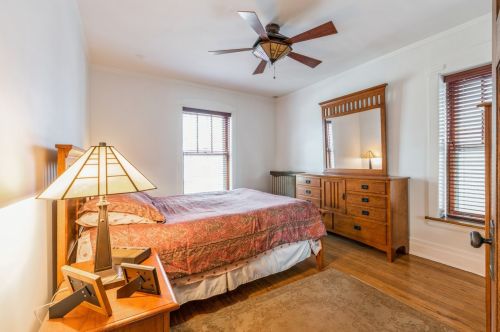 4439 Richmond St, Chicago IL 60622-4356 exterior