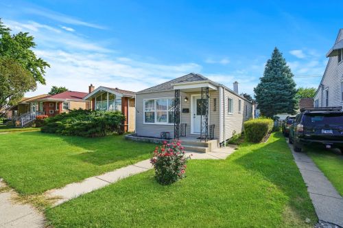 11211 Kedzie Ave, Chicago, IL 60655-2313