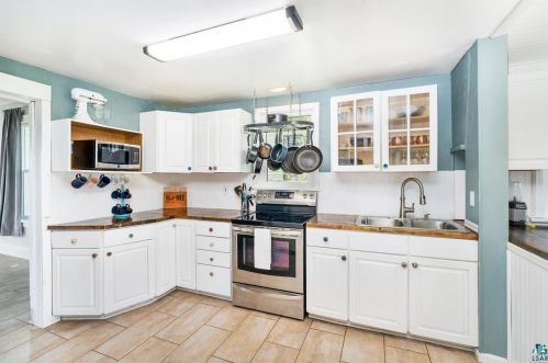 5111 Dodge St, Duluth MN 55804-2436 exterior