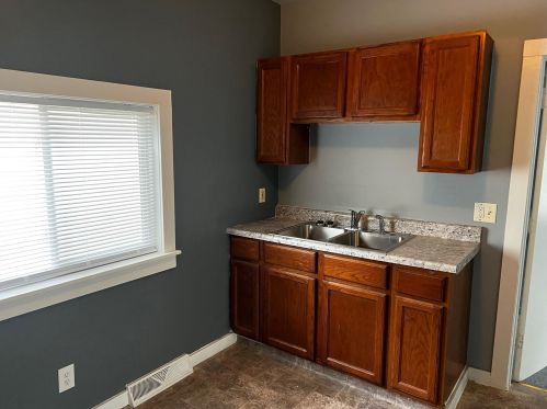 810 Frst Ave, Meskegon MI 49441-2331 exterior