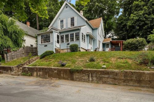 14 Minthorne St, Worcester, MA 01603-2106