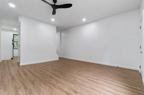 525 Alpine Ave, Pittsburgh PA  15212-4026 exterior