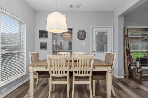 8615 Cross Country Dr, Humble TX 77346-6113 exterior