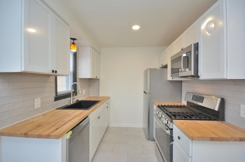 2321 60th St, Milwaukee WI  53219-2129 exterior