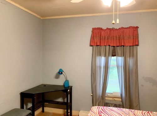 1063 Main St, Killingly CT 06239-2109 exterior