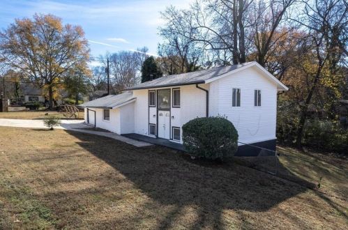 1821 Fayetteville Ct, Atlanta GA  30316-2910 exterior