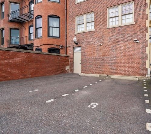 534 Beacon St, Boston MA exterior