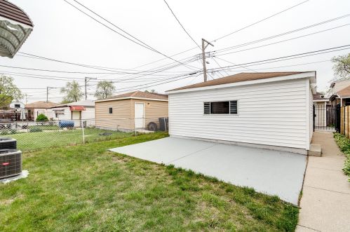 1522 Menard Ave, Chicago IL  60651-1129 exterior