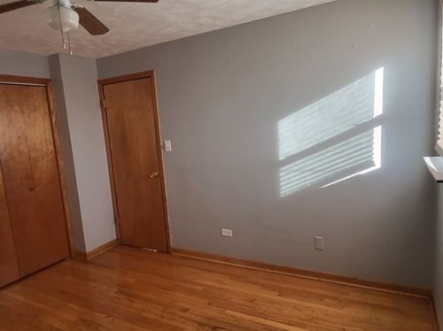 3719 79 St, Chicago IL 60652-2047 exterior