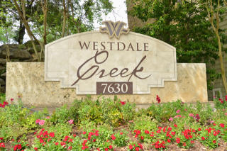 7630 Wood Hollow Dr, Austin TX  78731-2240 exterior