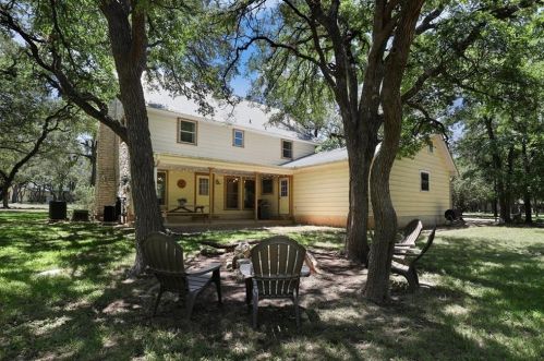 407 Esparada Dr, Georgetown TX 78628-1351 exterior