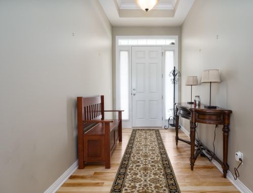 8690 Oakland Hills Cir, Kalamazoo, MI 49024-5280