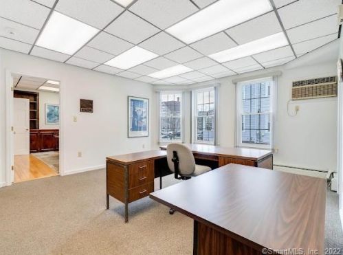 45 Fair St, Wallingford CT 06492-4208 exterior