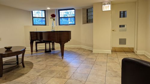 65 Cedar St, Chicago IL  60611-1164 exterior