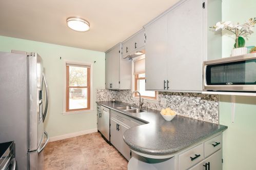 3250 86, Milwaukee WI 53227-4622 exterior