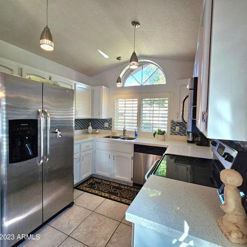 1003 Annette Dr, Phoenix AZ 85022-1041 exterior