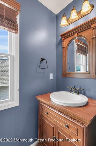 616 Ocean Ave, Locust NJ 07760-4102 exterior