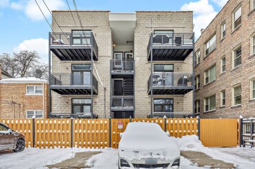 4843 Harding Ave, Chicago IL  60625-6209 exterior