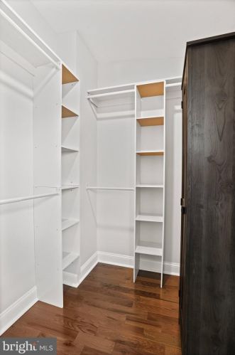 3210 Park Pl, Washington DC  20010-2529 exterior