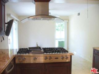 1183 Stradella Rd, Los Angeles CA  90077-2609 exterior