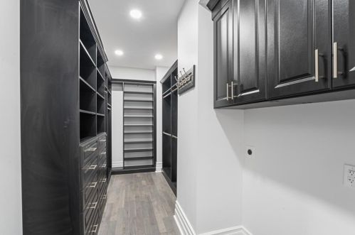 5532 Forbes Ave, Pittsburgh PA  15217-1126 exterior