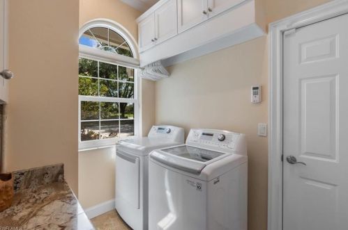 2008 Imperial Dr, Naples FL 34110-8102 exterior