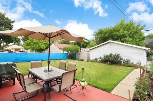 8028 Lisbon Ave, Milwaukee, WI 53222-3825