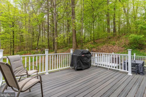 151 Autumn Ct, Huntingtown MD 20639-3400 exterior