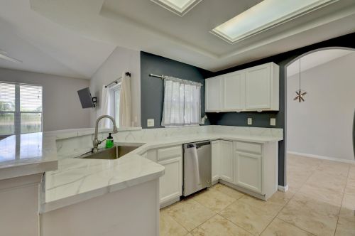 5406 Emblem St, Fort Pierce FL 34983-1448 exterior