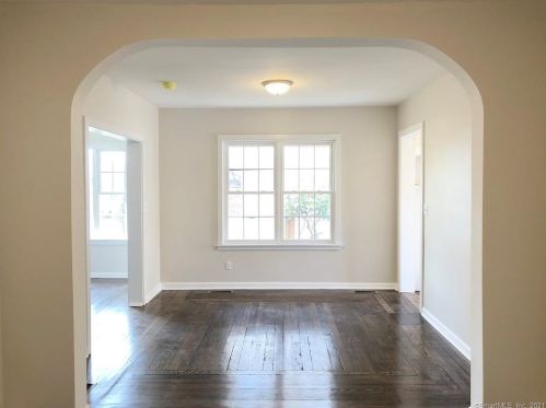 109 Hillcrest Ave, New Britain CT  06053-2540 exterior