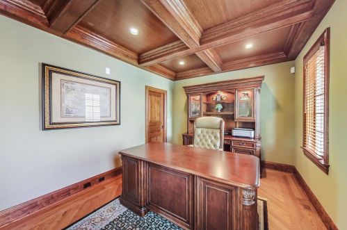 329 Kenmore Ave, Elmhurst IL 60126-3517 exterior