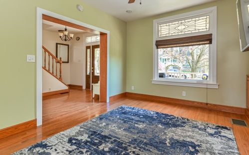 323 Frst Ave, Pittsburgh PA 15202-3201 exterior