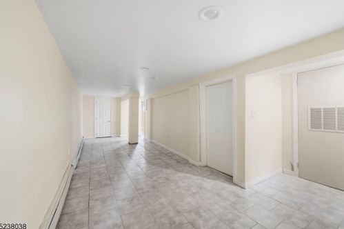 19 Montrose Ter, Irvington NJ  07111-3821 exterior