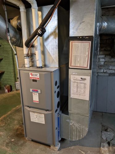 1611 Columbus St, Manitowoc WI 54220-5622 exterior