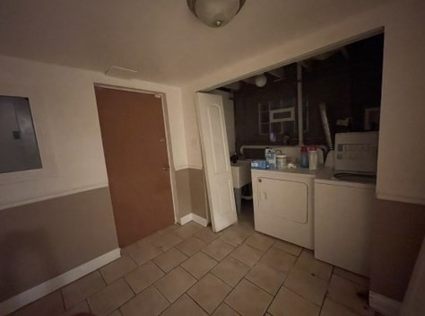 8947 Racine Ave, Chicago IL 60620-3520 exterior