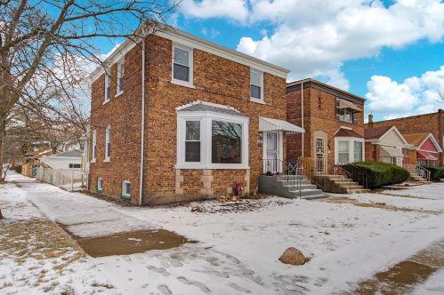 10101 Rhodes Ave, Chicago, IL 60628-2227