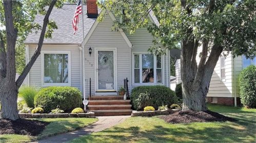 6003 Hampstead Ave, Cleveland OH  44129-3724 exterior