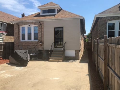 9106 Aberdeen St, Chicago, IL 60620-3529