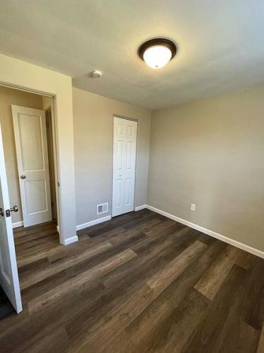 510 Barbara Dr, Pittsburgh PA  15227-4404 exterior