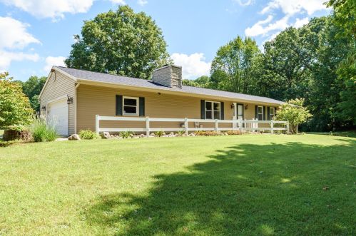 9490 12th St, Kalamazoo, MI 49009-9088