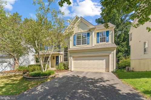 7 Stratford Garden Ct, Silver Spring, MD 20904-1560