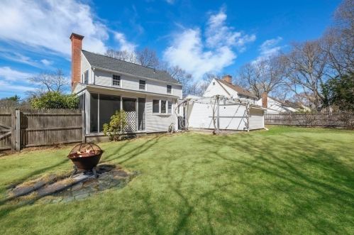 119 Bridle Path Rd, Springfield MA 01118-1846 exterior