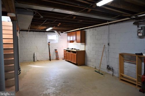 9427 Academy Rd, Philadelphia PA  19114-2623 exterior