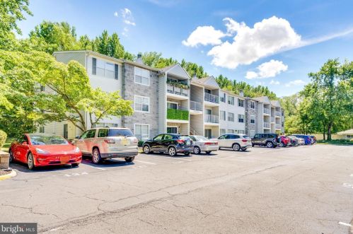 17 Aspen Ct, Trenton NJ  08619-4602 exterior