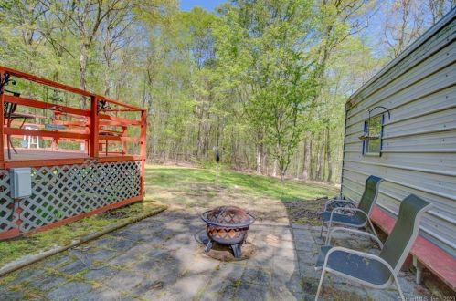 79 Bush Hl Rd, Exeter CT 06249-1210 exterior