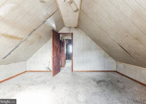 15 Dunmore Ave, Trenton NJ 08618-1937 exterior